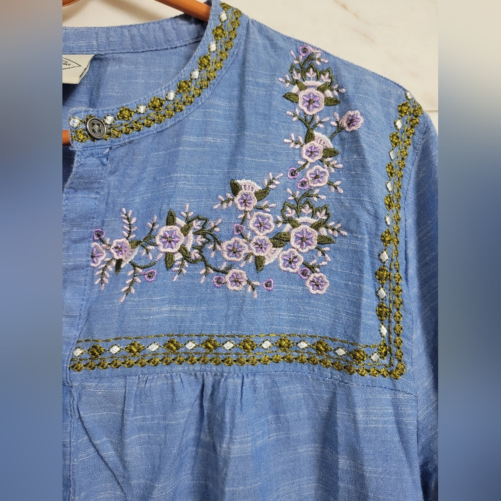 Embroidered Top - Picture 5 of 12